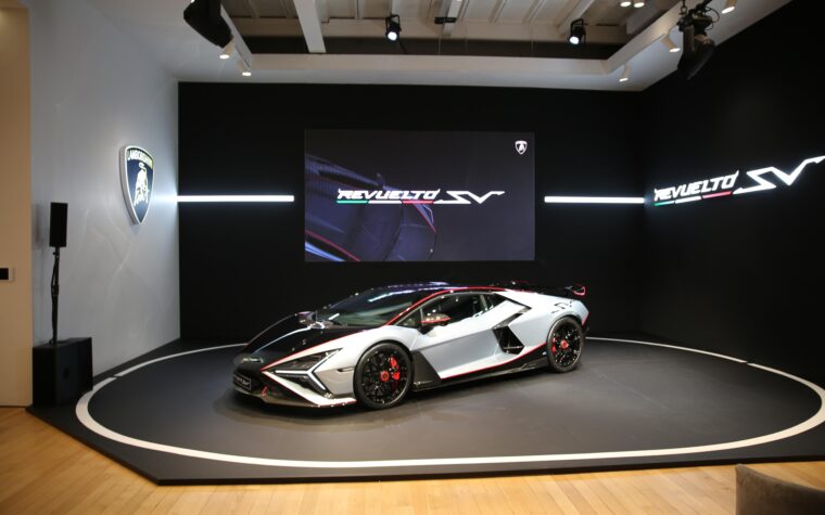Lamborghini Revuelto upgraded with SV trim level