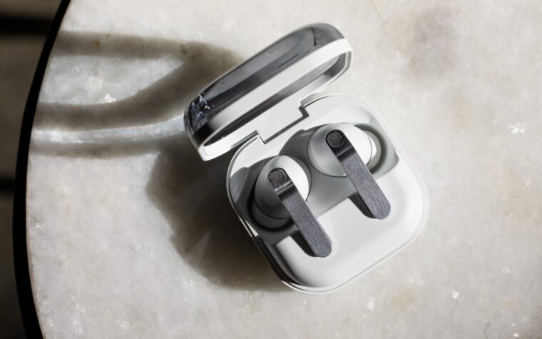 Samsung developing new Galaxy headphones