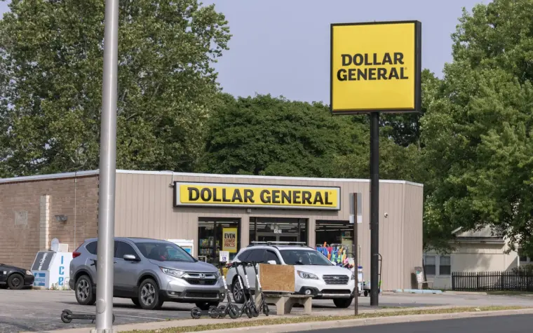 Dollar stores benefit as Americans stretch budgets