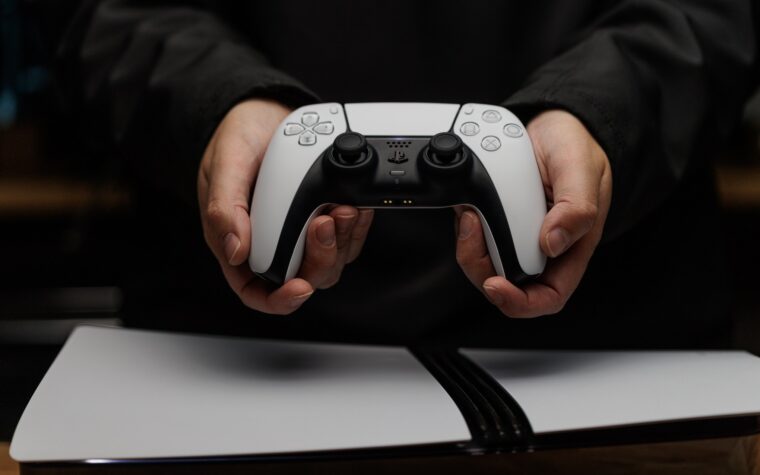 Sony continues to support discs despite predictions