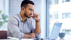 job interview scam leaves man without savings