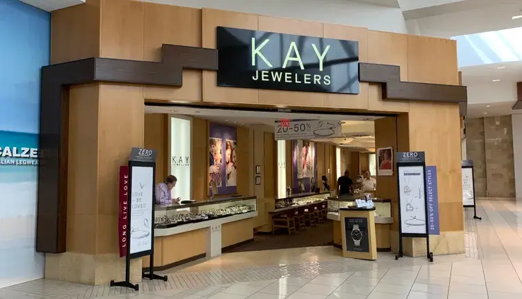 Signet Jewelers raises full-year outlook after strong quarter