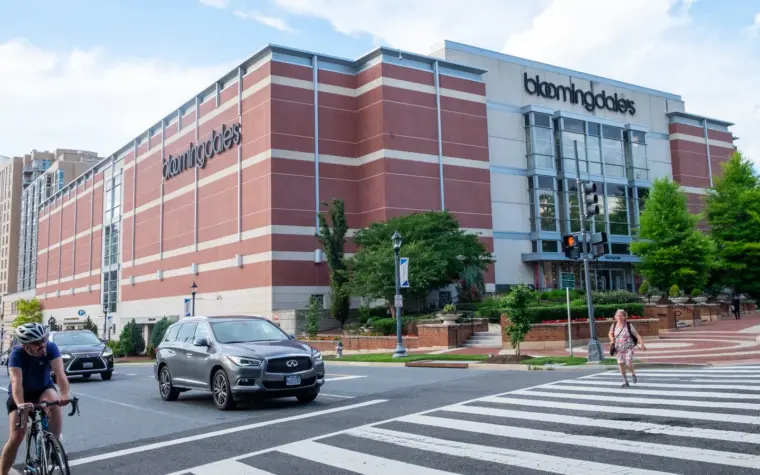 Bloomingdale’s reaches record sales volume