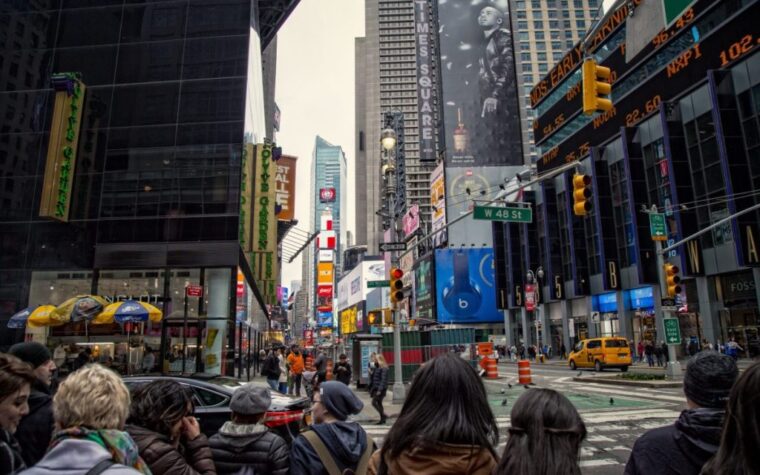 us tourism sees 12% decline in august